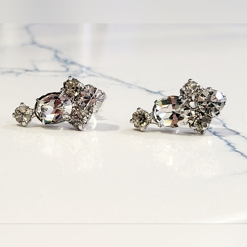 Vintage- Hollywood Regency Screwback Earrings- 1"
